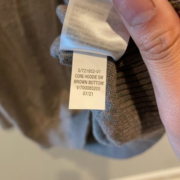 Old Navy Men's Sweater Hoodie - Picture 5 of 5